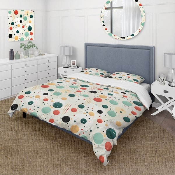 Designart "Geometric Harmony Polka Dots Pattern III" Orange Modern Bed